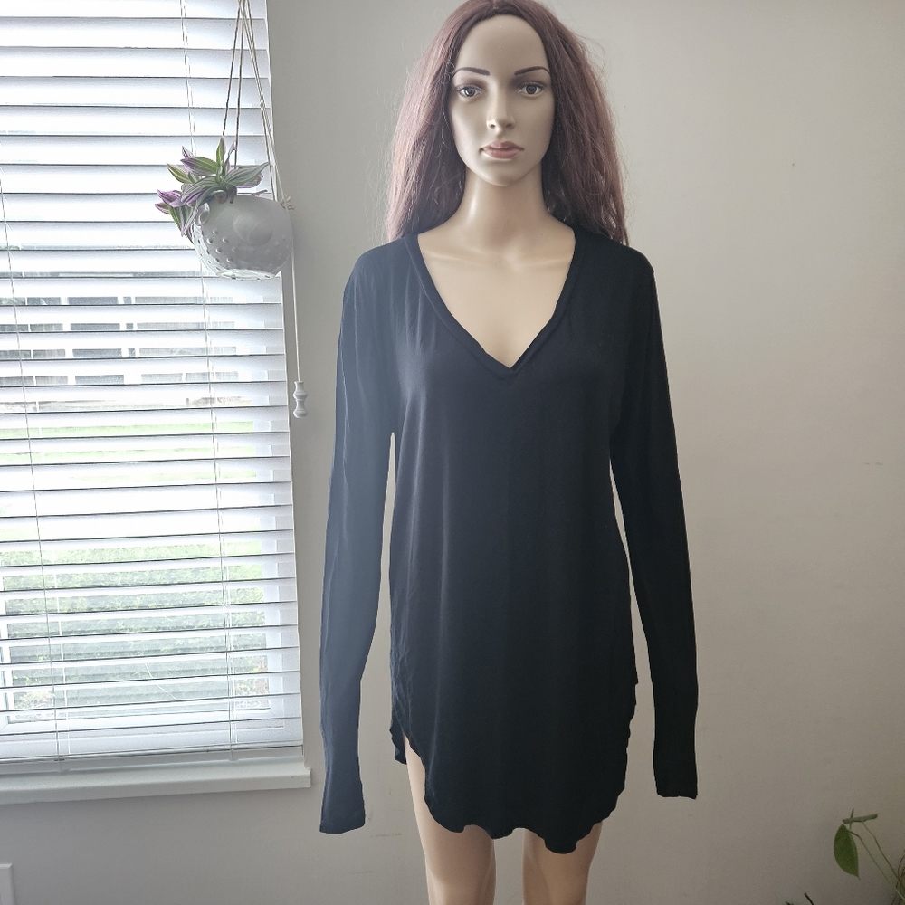 Emma's closet black v neck modal long sleeves top shirt longline tunic Oversized